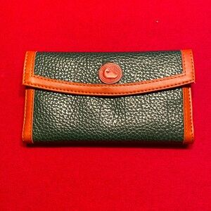 Vintage Dooney and Bourke green wallet